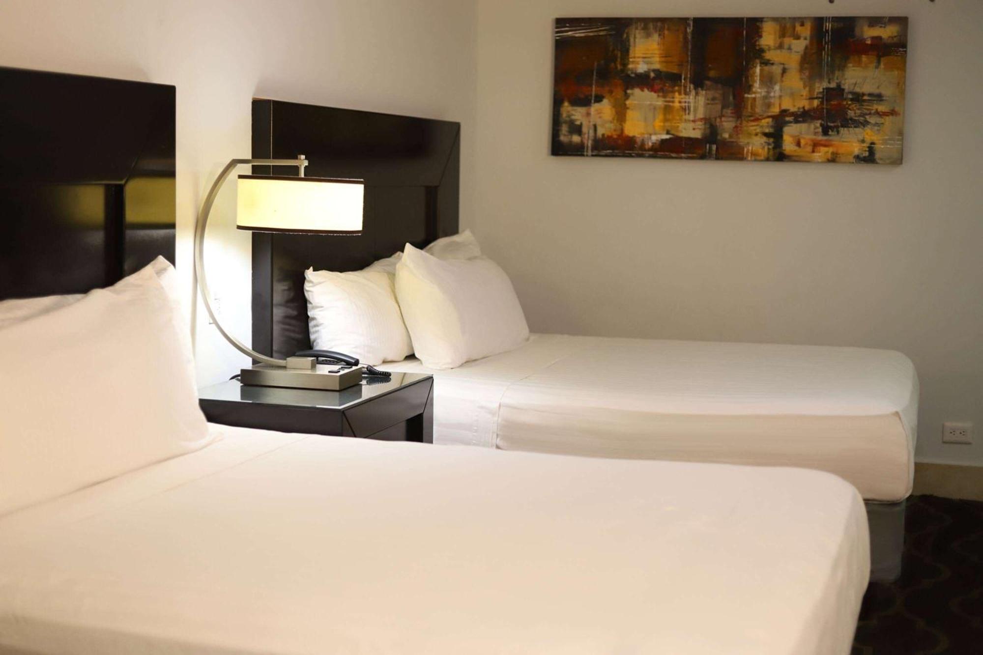 Hotel Plaza Inn Los Mochis Esterno foto